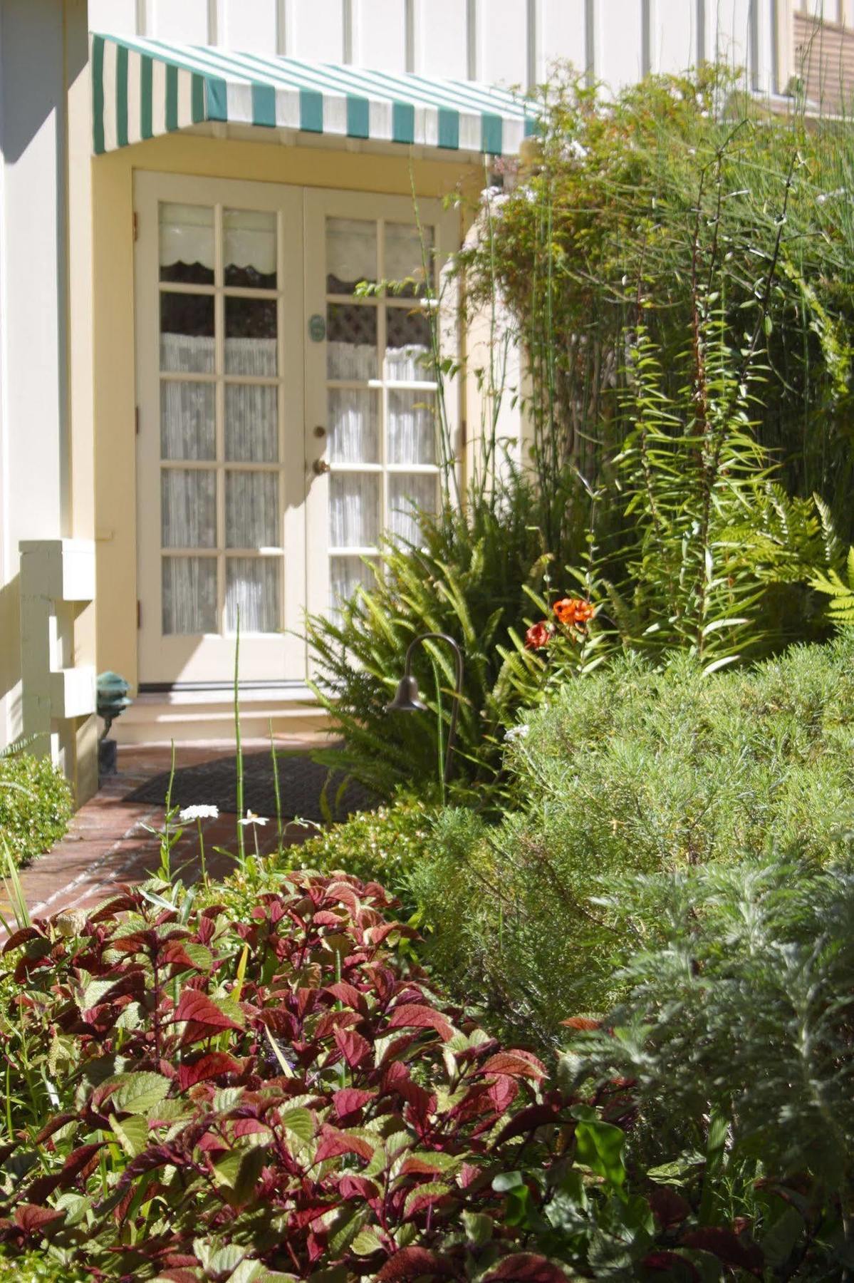 Gosby House Inn, A Four Sisters Inn Pacific Grove Bagian luar foto