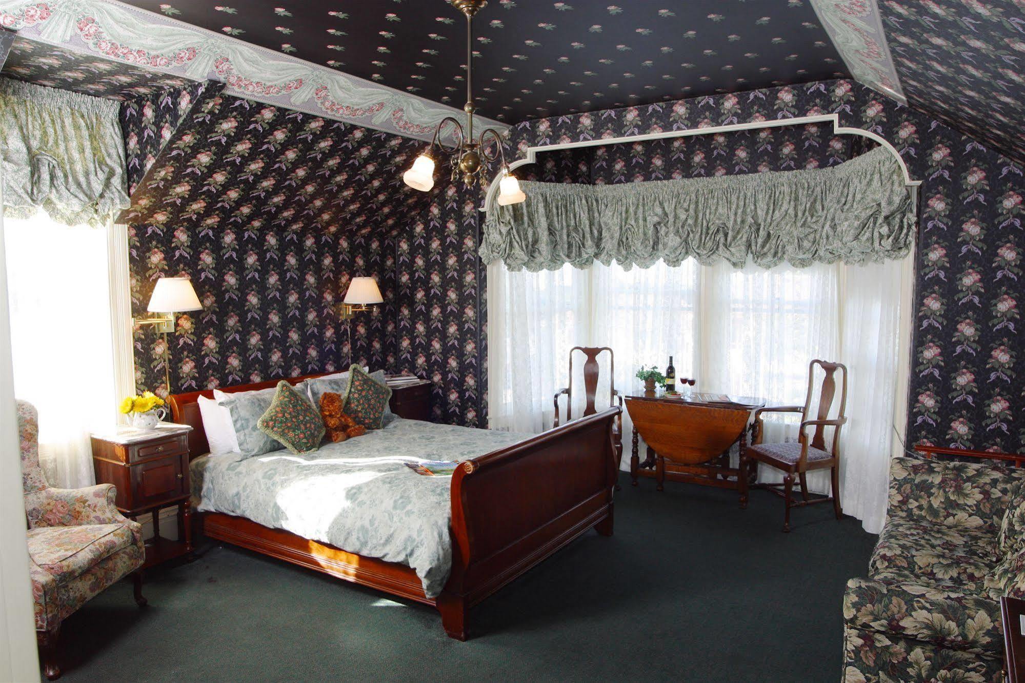 Gosby House Inn, A Four Sisters Inn Pacific Grove Bagian luar foto