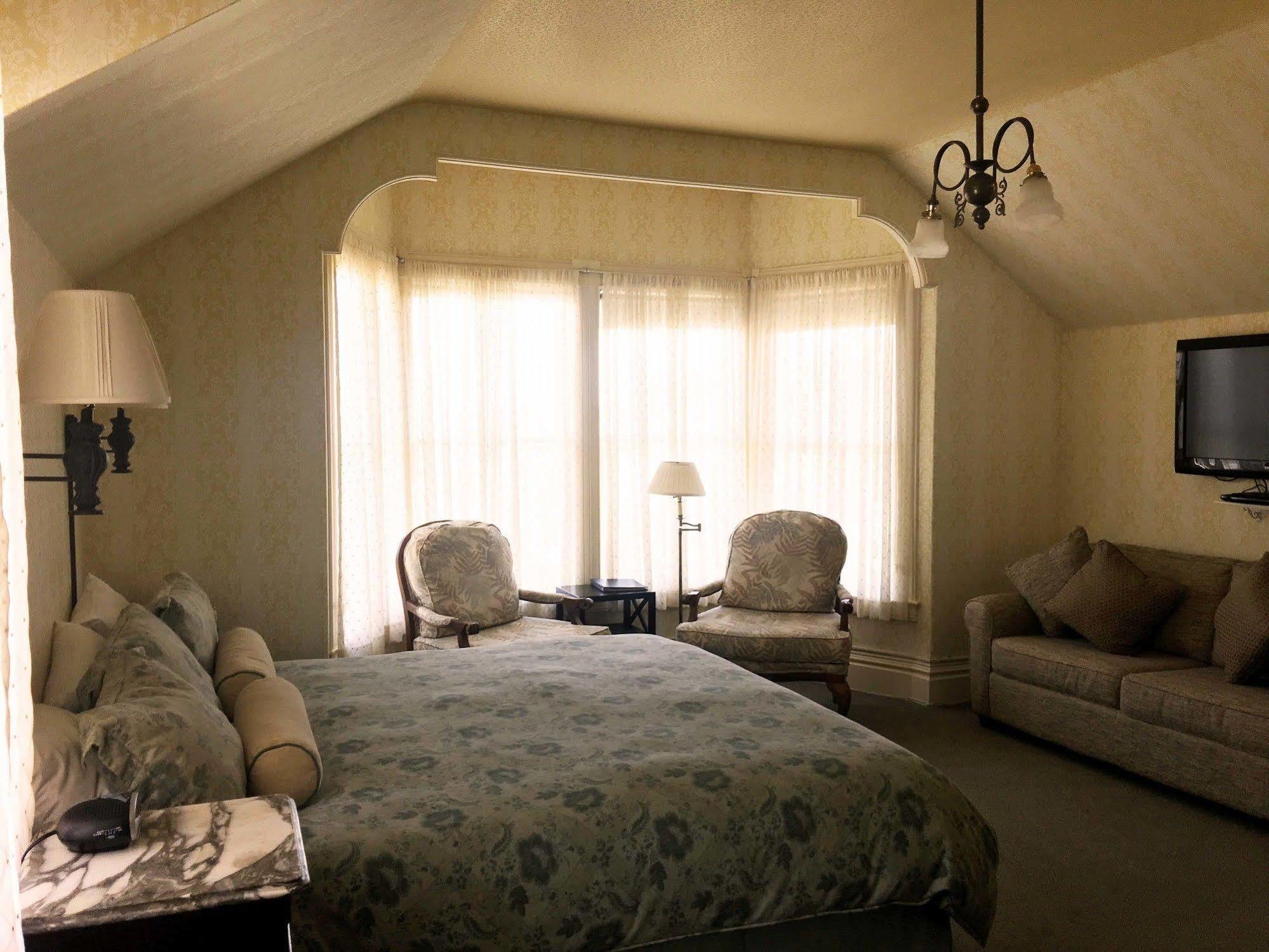 Gosby House Inn, A Four Sisters Inn Pacific Grove Bagian luar foto